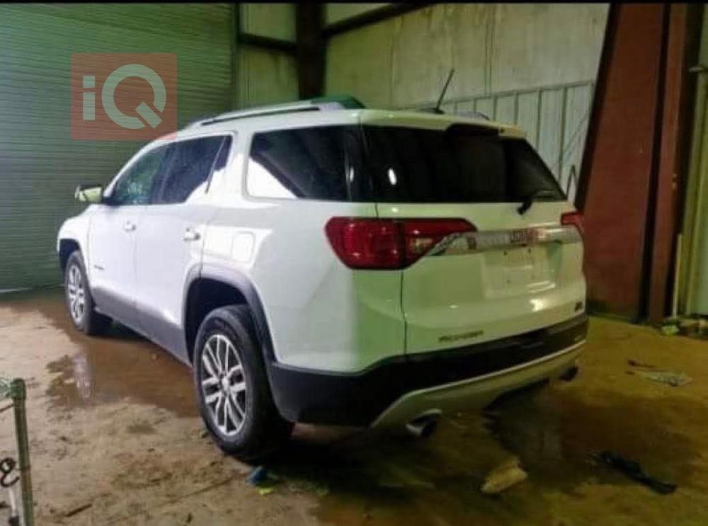 جي ام سي اكاديا